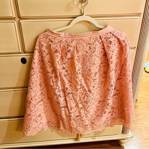Beautiful vintage blush pink skirt size 8/ knee-length